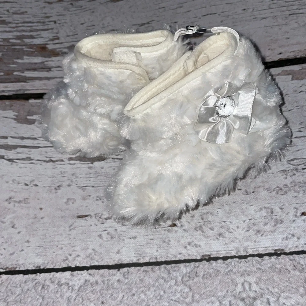 Knit & Faux Fur Baby Booties - Sz 4